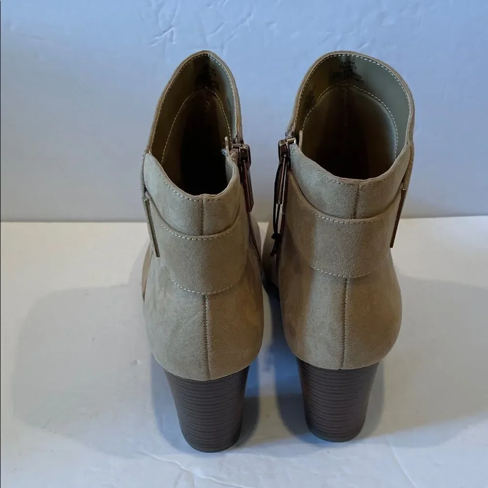 Anne Klein Tan Ankle Boots Heels 3”